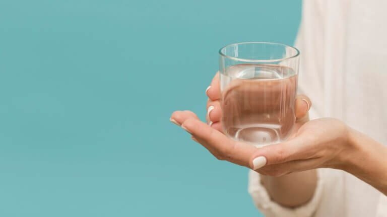 How Much Water Should You Drink Each Day? Find Out Now!